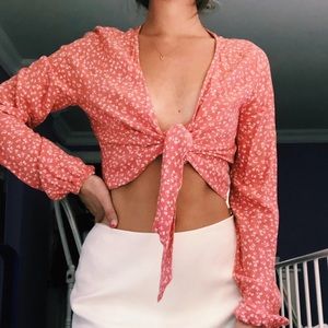 Multi-coloured tie top